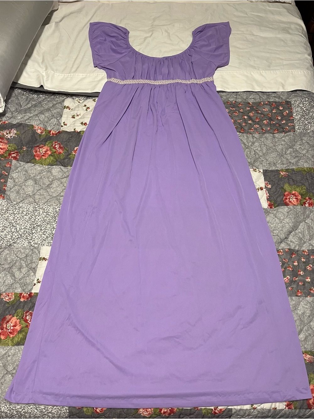 Vintage 70s Lavender Nightgown